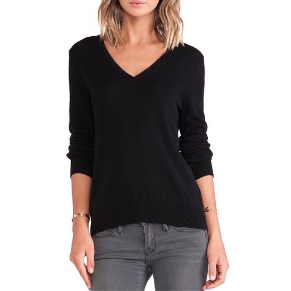 Zara Black knit  Long sleeve v-neck